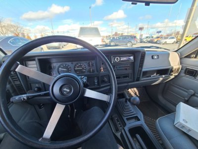 1992_XJ_Interior.jpg
