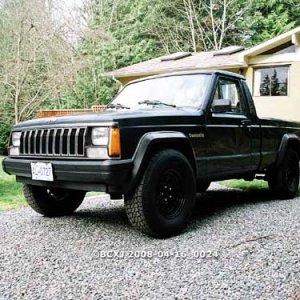 BCMJ87 - 1987 MJ 4cyl 5 speed short box very rare in these parts Summer of 09 Truggy Project