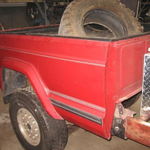 MJtrailer lower panel