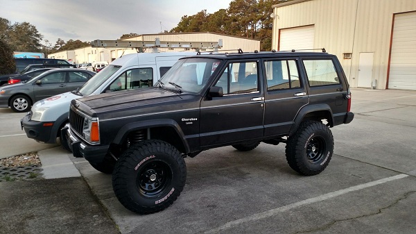 Before SmittyBilt XRC front and rear bumpers.