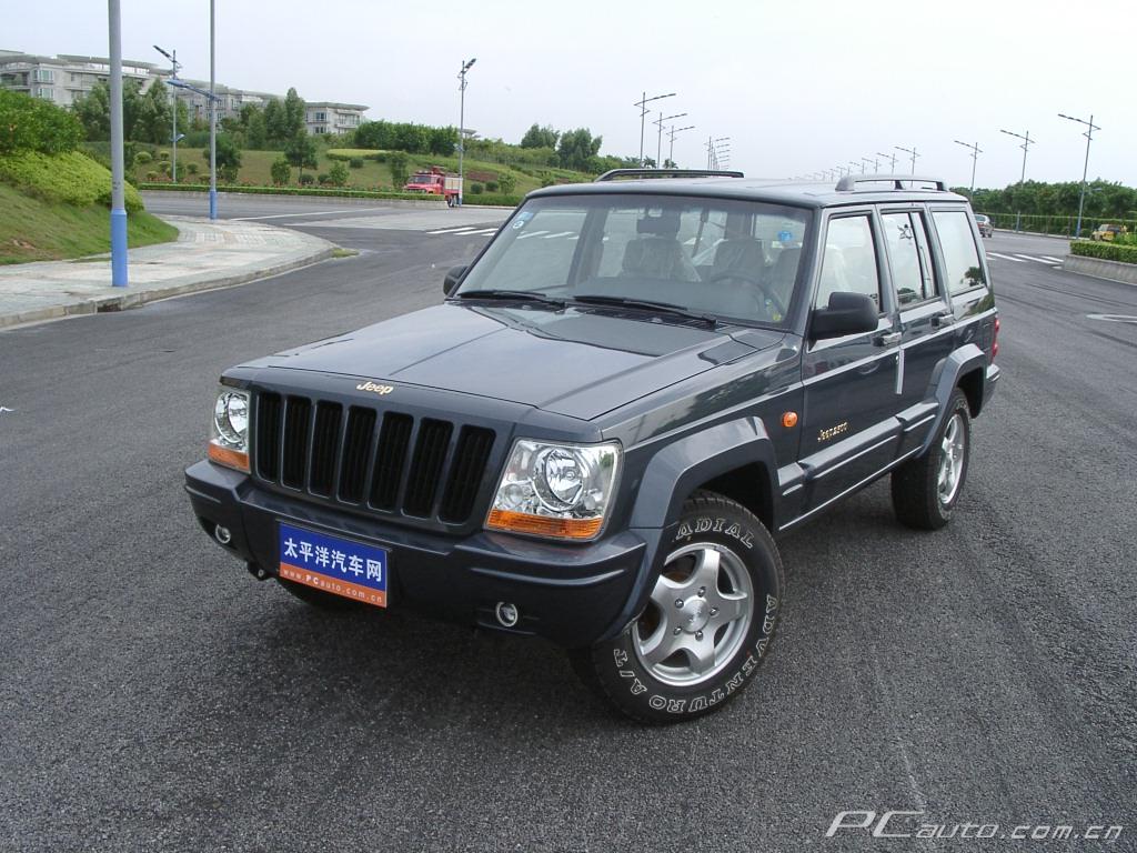 Jeep2500_23.jpg