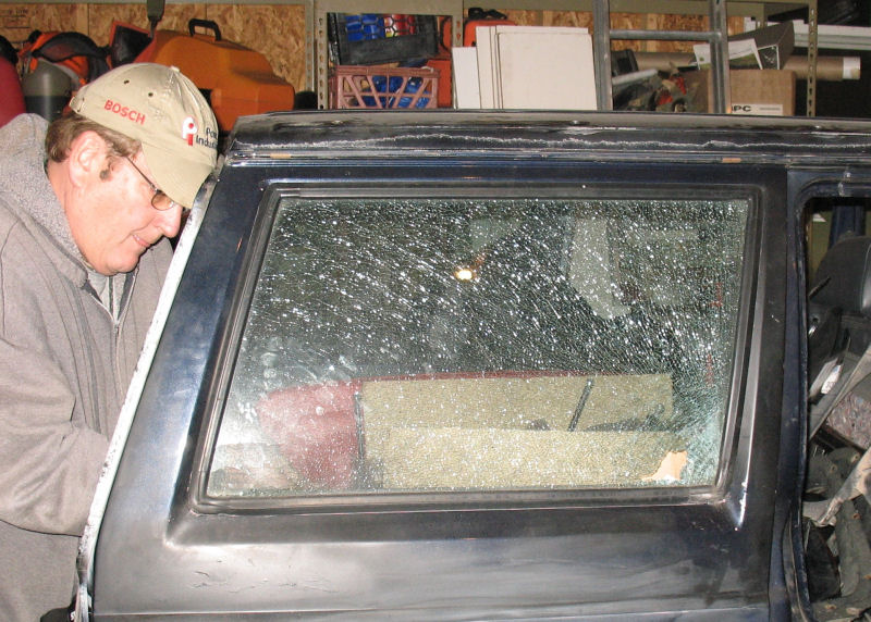 Right_Quarter_Window.jpg