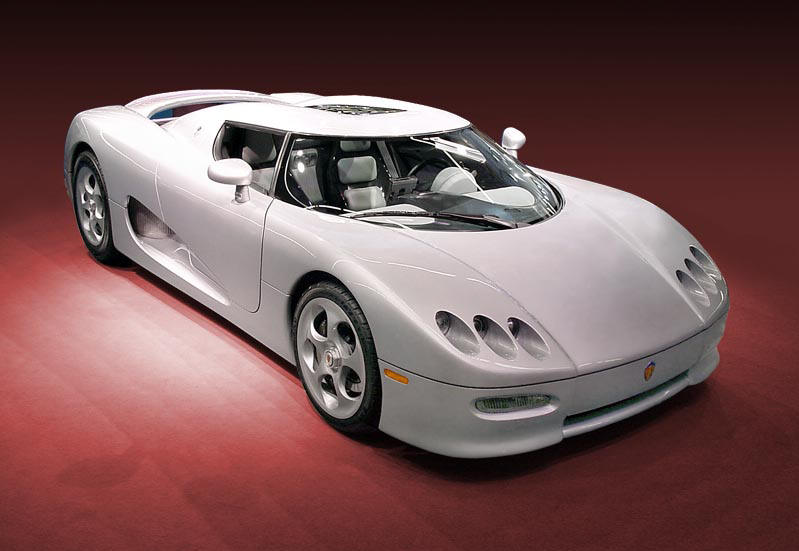 Koenigsegg%20CC%20-%201.jpg