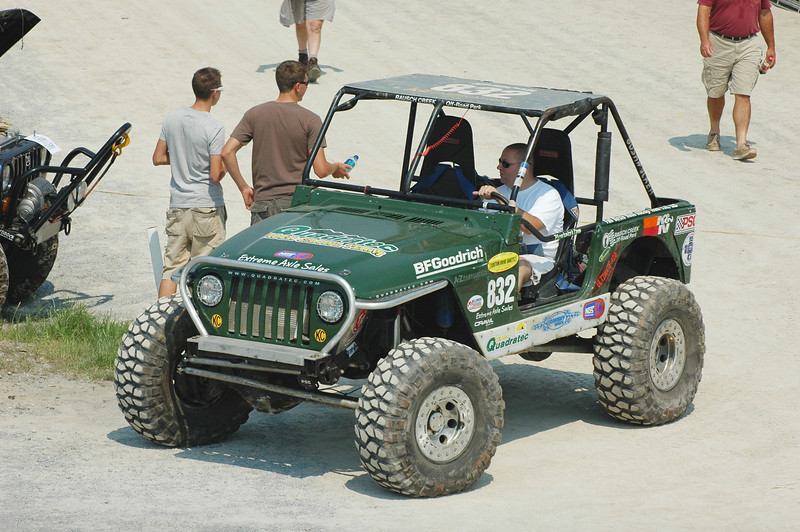 334778208_Yz97g-L.jpg