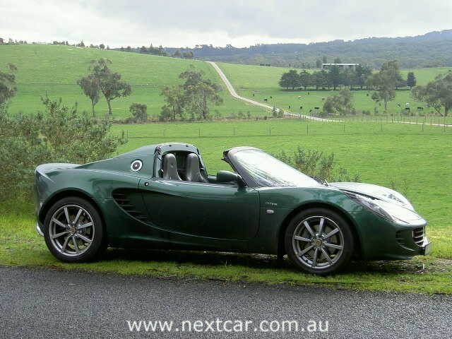 i.lotus.elise.111R.280704.jpg
