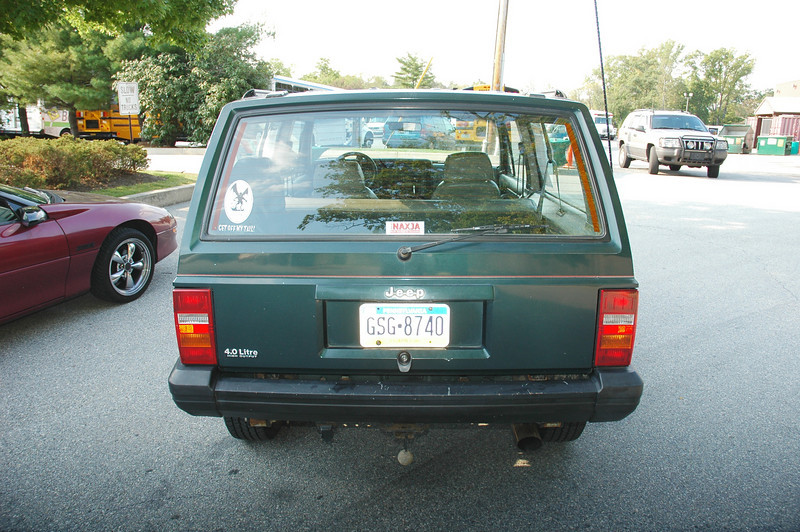 388790302_h6TVM-L.jpg