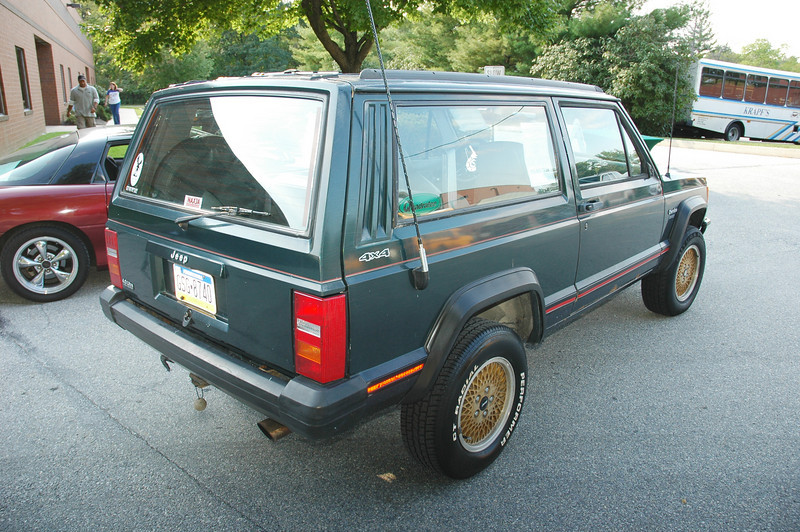 388790490_PYV9H-L.jpg