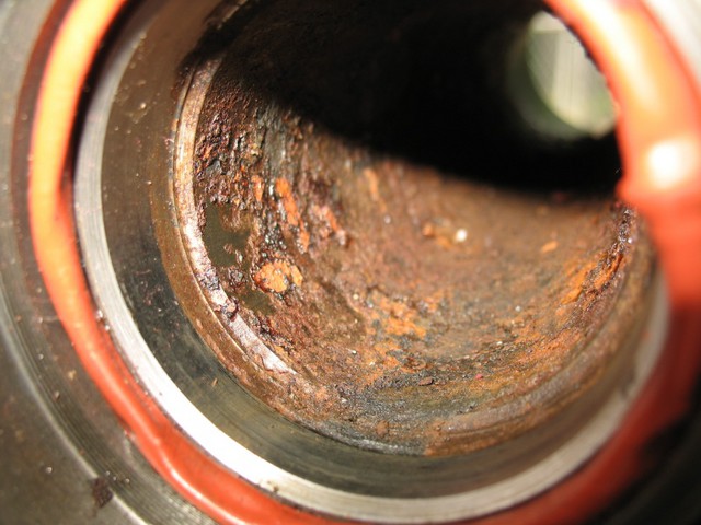 Left_Shaft_Corrosion.sized.jpg