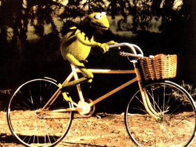 kermit-frog-bike-bicycle-green-muppet-jim-henson-hollywood-photo.jpg