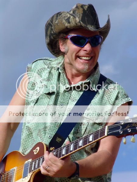 450px-ted_nugent_in_concert.jpg