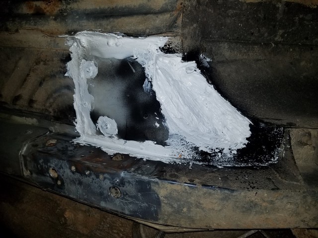 Floorboard_Sealer_Bottom.sized.jpg