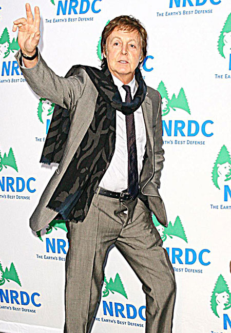 paulWENN_450x650.jpg