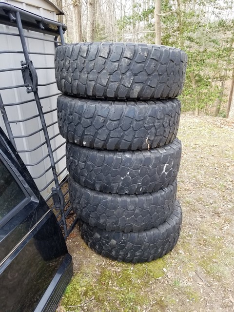 Used_35X12_5R17_BFG_KM2s.sized.jpg