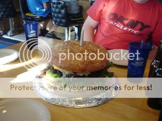 humongous-burger-to-share.jpg
