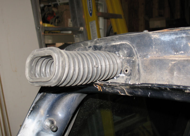 Hatch_Wiring_Hole_Booty.jpg