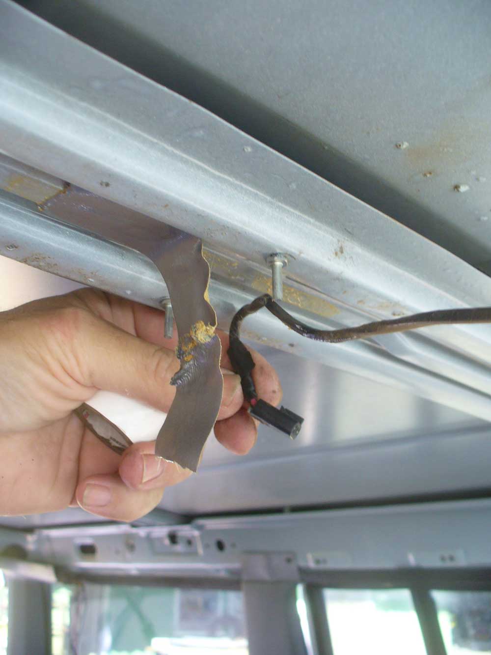 96XJDuctTape4OPT.jpg