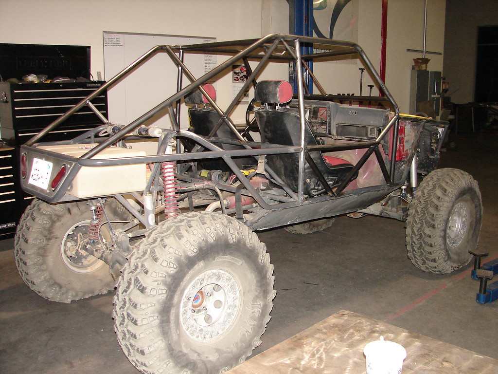 376304248_34Pyf-XL.jpg