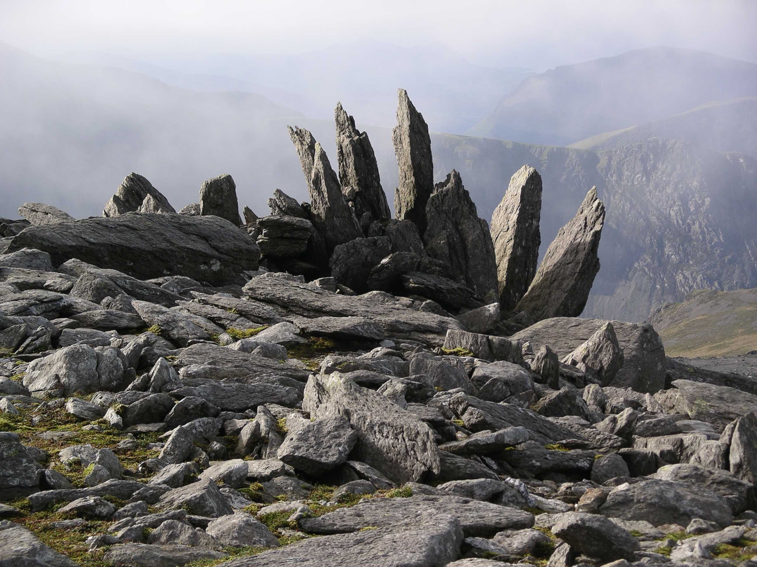 glyder_fawr_rocks.jpg