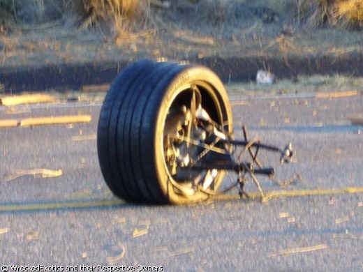 ferrari_enzo_crash_002.jpg