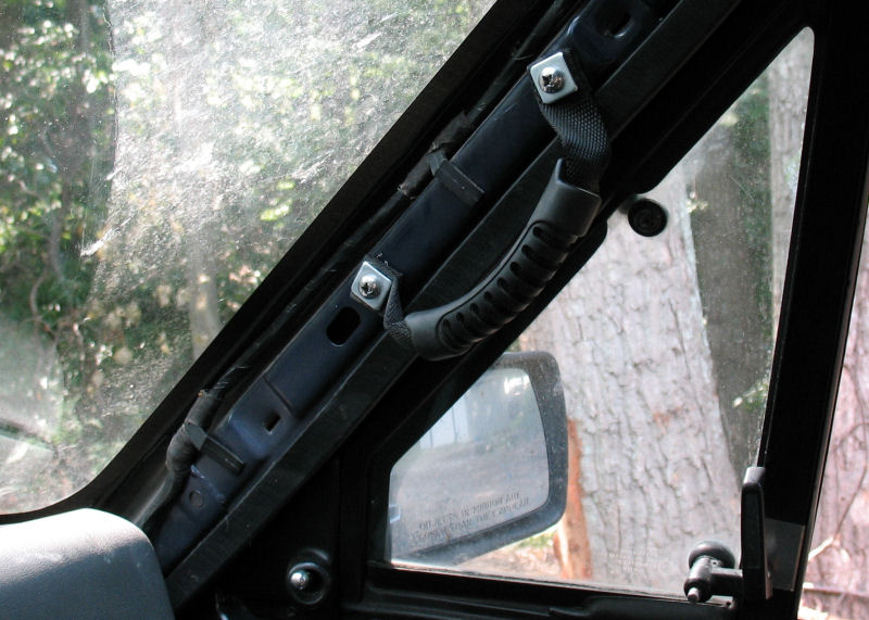 Right_A_Pillar_Handle.jpg