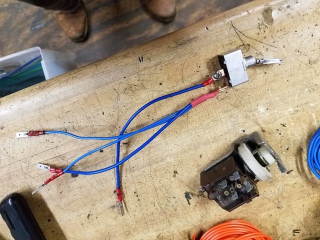 Headlight_Toggle_Wiring.sized.jpg