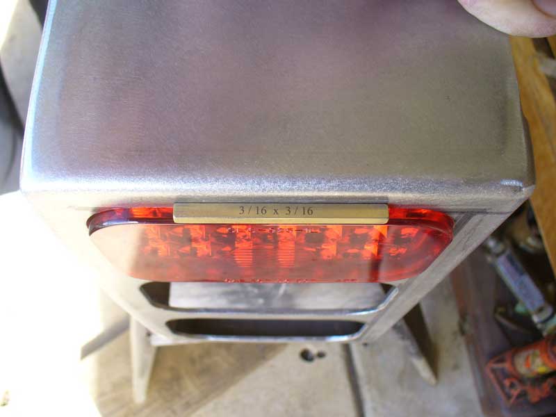 XJTaillightsFitment3.jpg